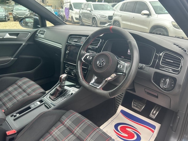 Used Volkswagen Golf 2017 for sale - 76227319: Photo 24