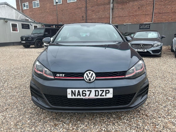 Used Volkswagen Golf 2017 for sale - 76227319: Photo 3