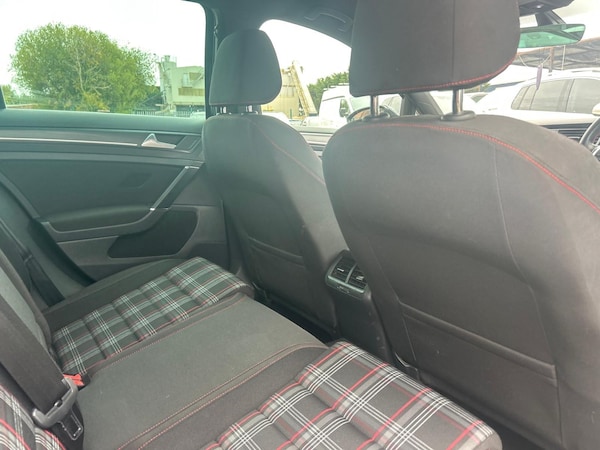 Used Volkswagen Golf 2017 for sale - 76227319: Photo 49