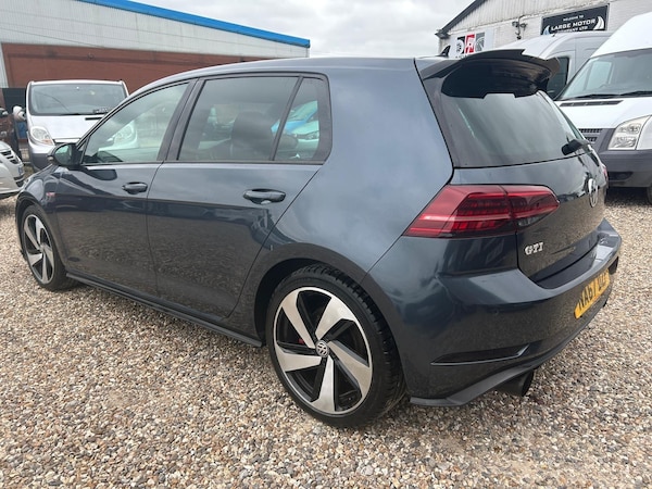 Used Volkswagen Golf 2017 for sale - 76227319: Photo 74