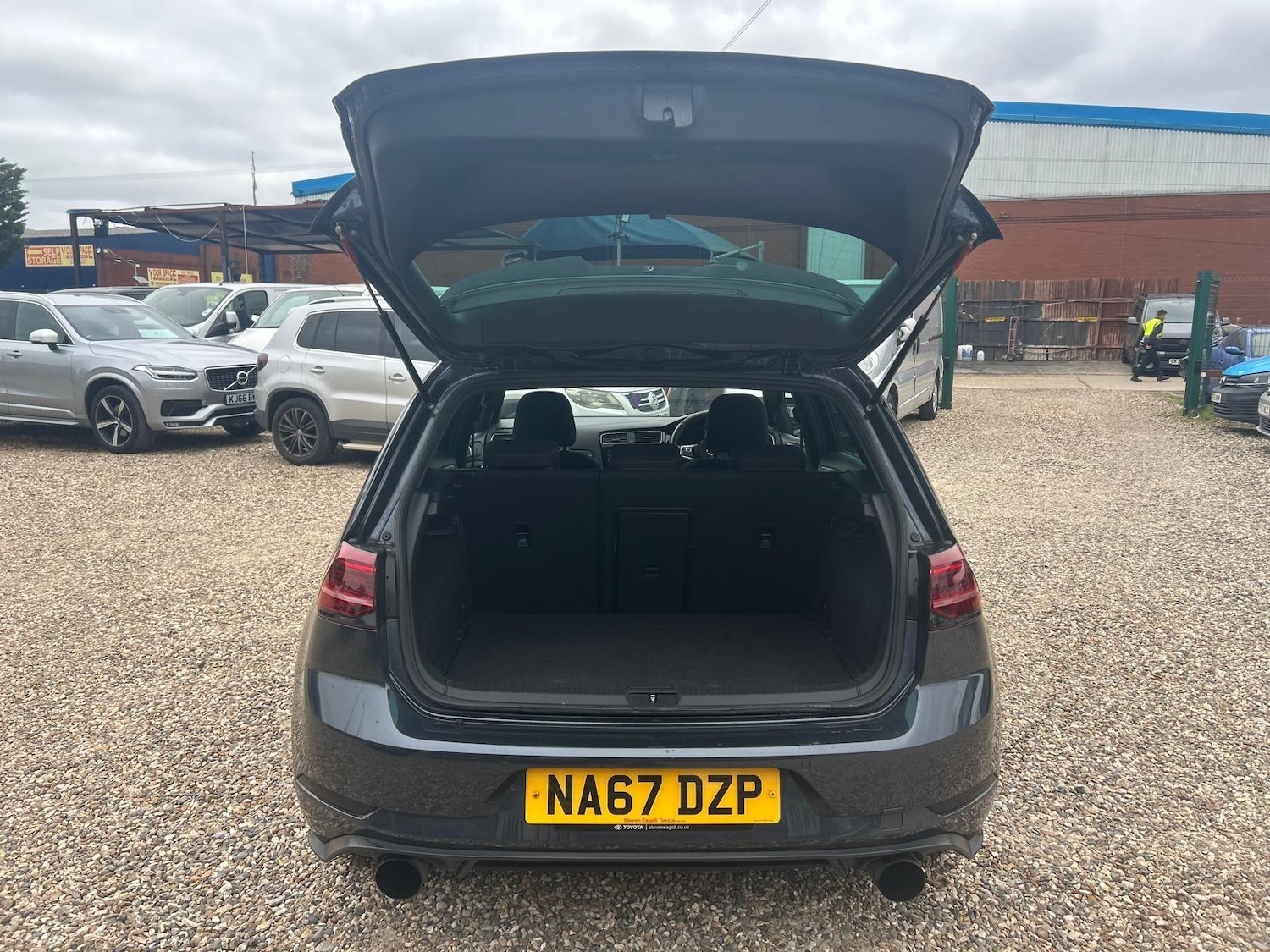 Used Volkswagen Golf 2017 for sale - 76227319: Photo 76