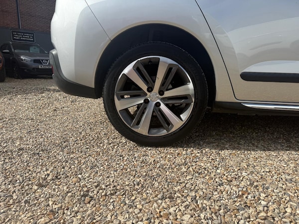 Used Peugeot 3008 2016 for sale - 75707544: Photo 9