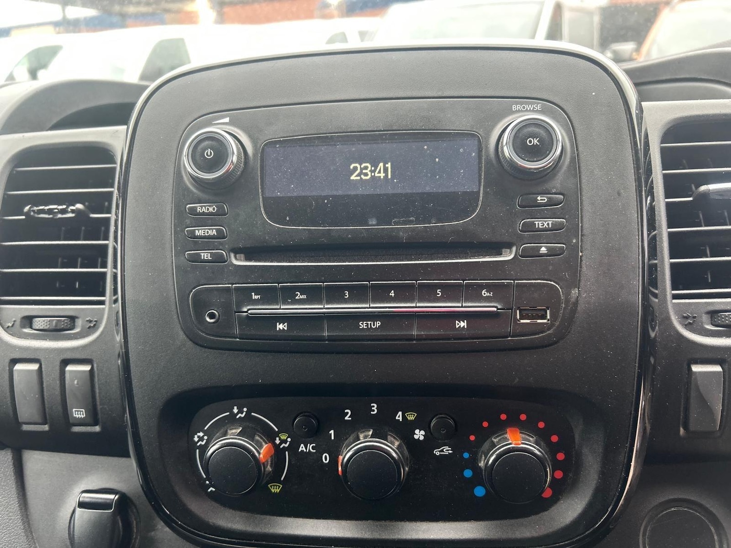 Used Vauxhall Vivaro 2017 for sale - 76992116: Photo 53