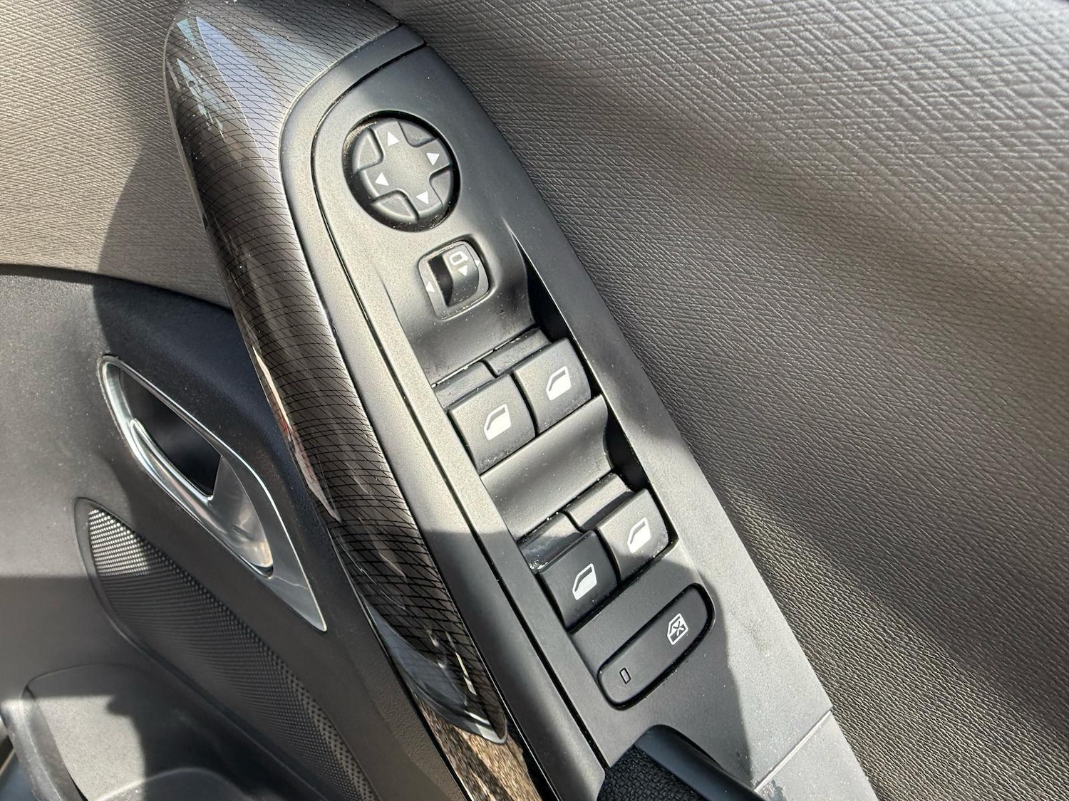 Used Citroen C4 Grand Picasso 2016 for sale - 76537988: Photo 25