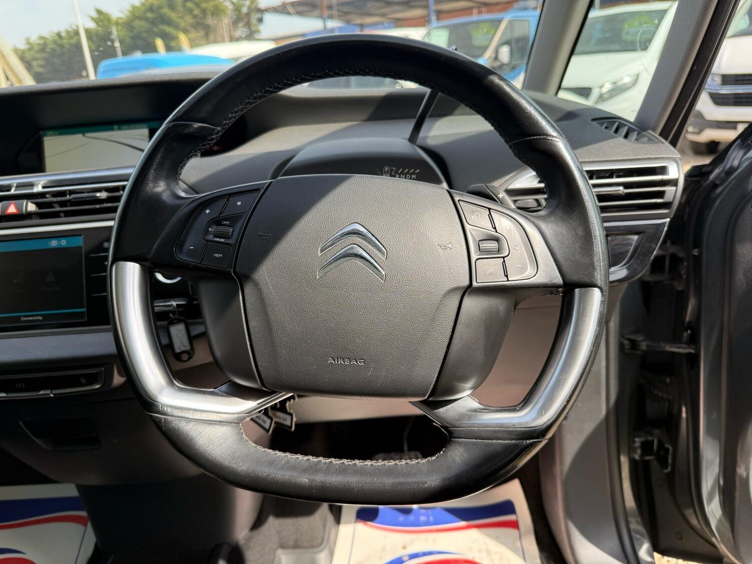 Used Citroen C4 Grand Picasso 2016 for sale - 76537988: Photo 56