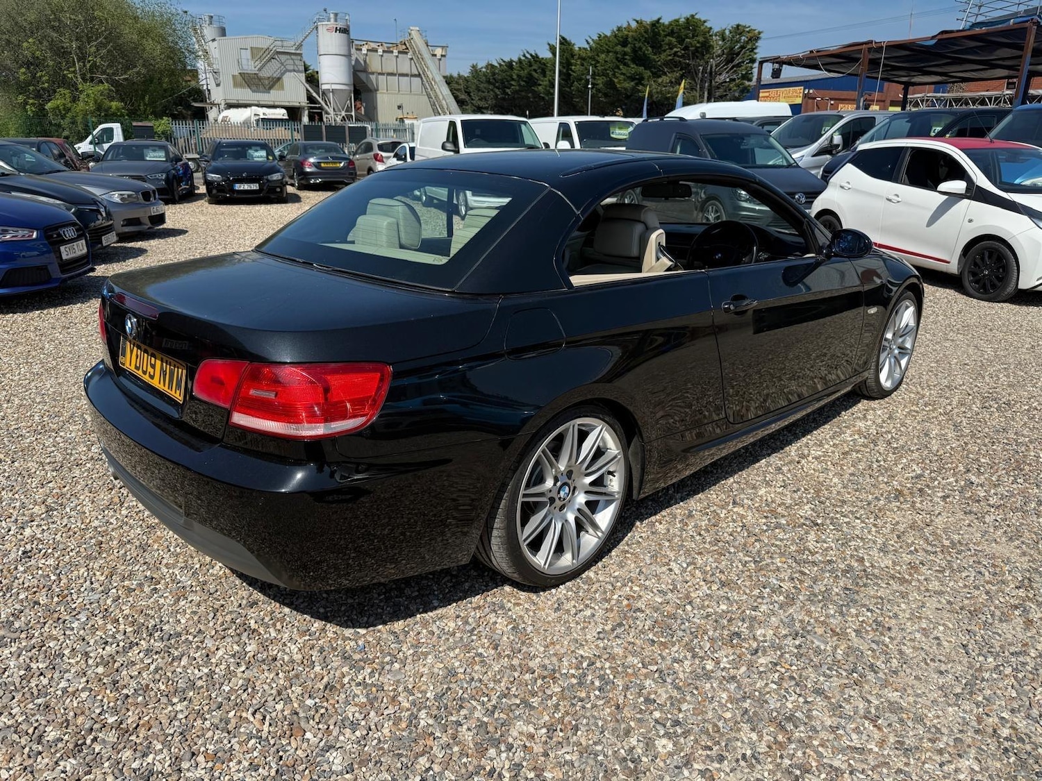 Used BMW 3 Series 2009 for sale - 76269663: Photo 30