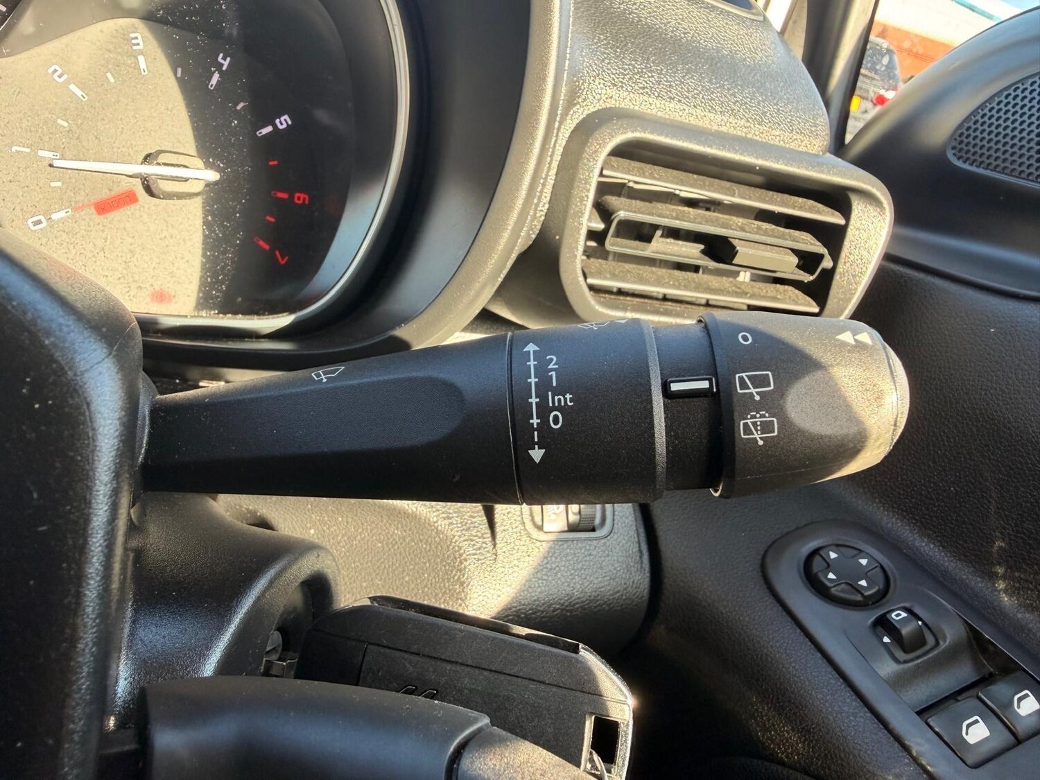 Used Citroen Berlingo 2023 for sale - 77723789: Photo 41