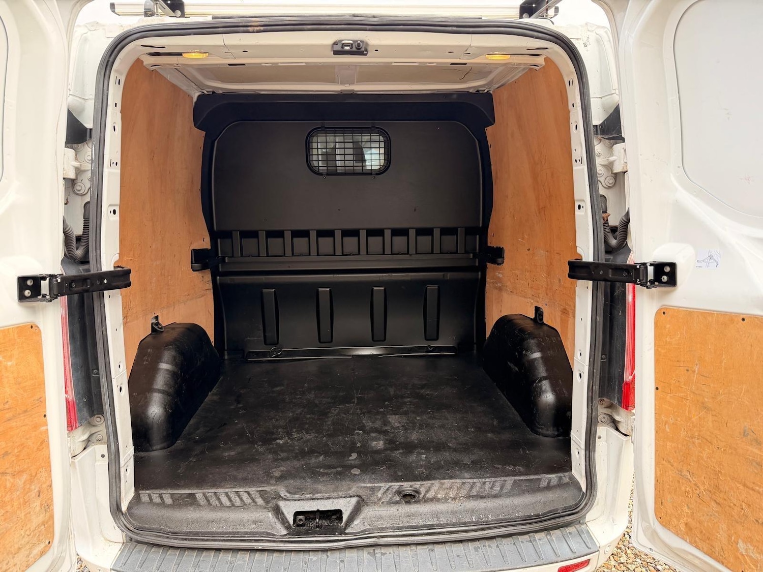 Used Ford Transit Custom 2018 for sale - 76997159: Photo 8