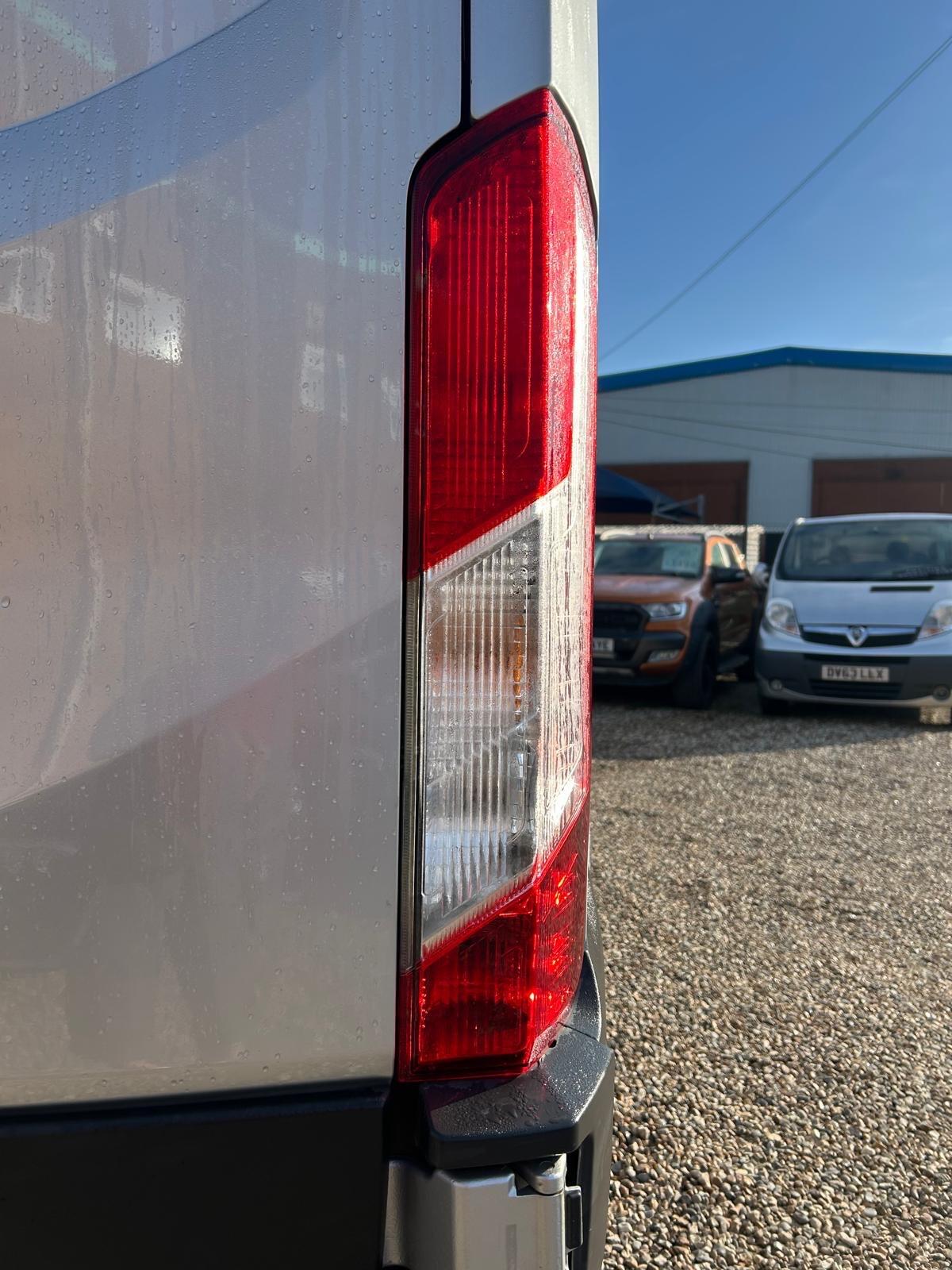 Used Ford Transit 2018 for sale - 76227482: Photo 70