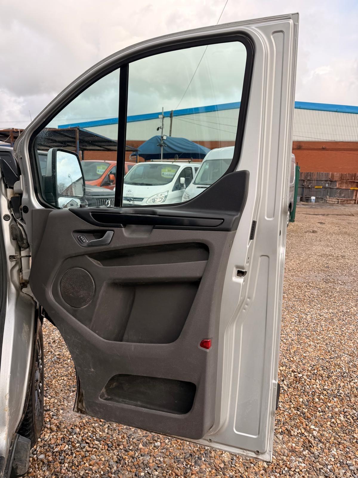 Used Ford Transit Custom 2021 for sale - 77345234: Photo 41