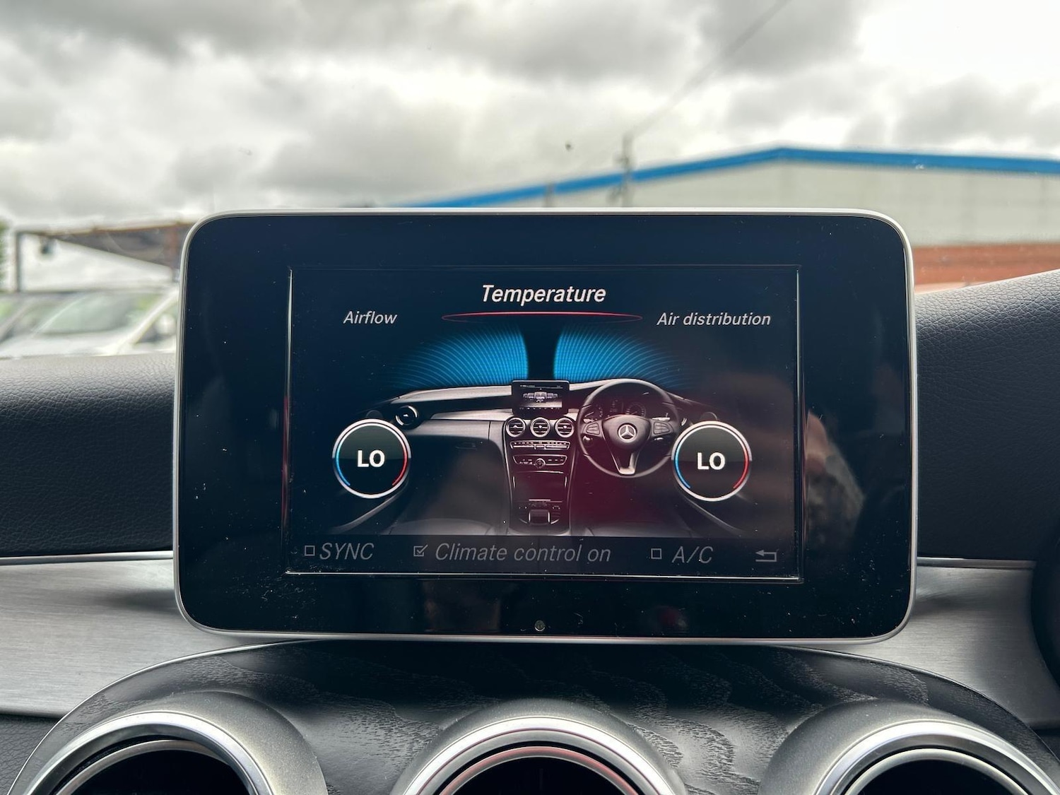 Used Mercedes-Benz C Class 2017 for sale - 76994047: Photo 42