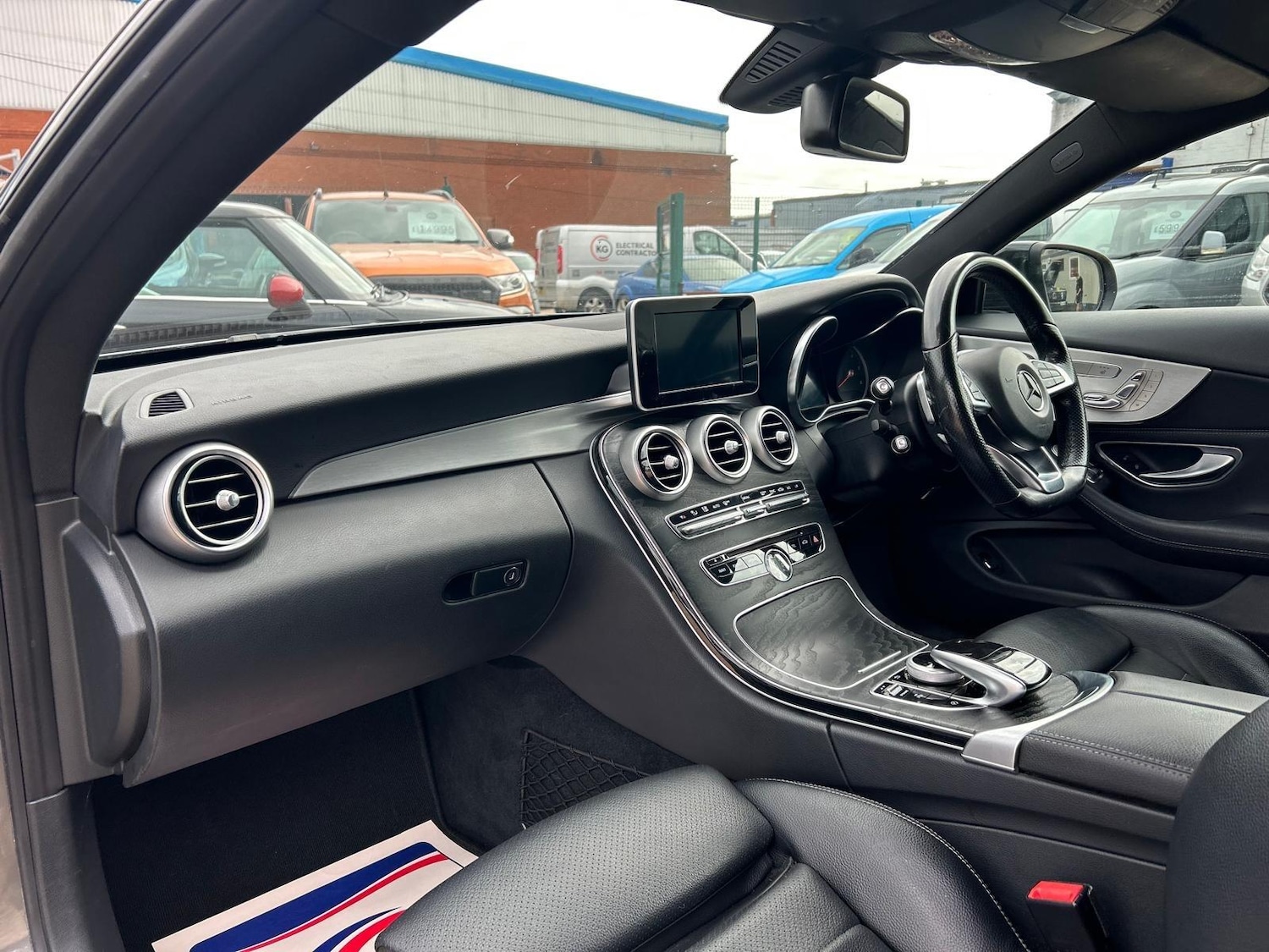 Used Mercedes-Benz C Class 2017 for sale - 76994047: Photo 56