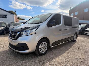Used Nissan NV300 2017 for sale - 79874172: Photo