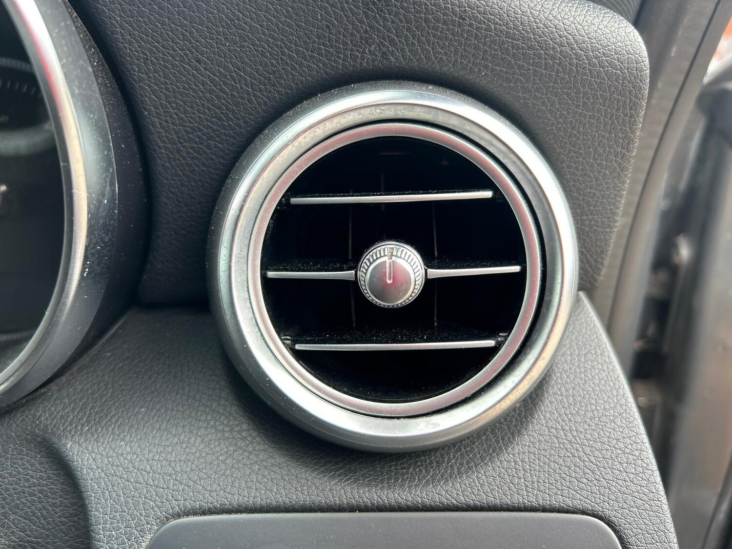 Used Mercedes-Benz C Class 2017 for sale - 76201374: Photo 78