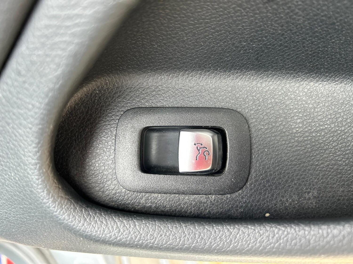 Used Mercedes-Benz C Class 2017 for sale - 76201374: Photo 79