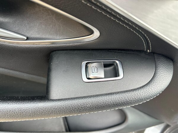 Used Mercedes-Benz C-Class 2017 for sale - 76201374: Photo 85