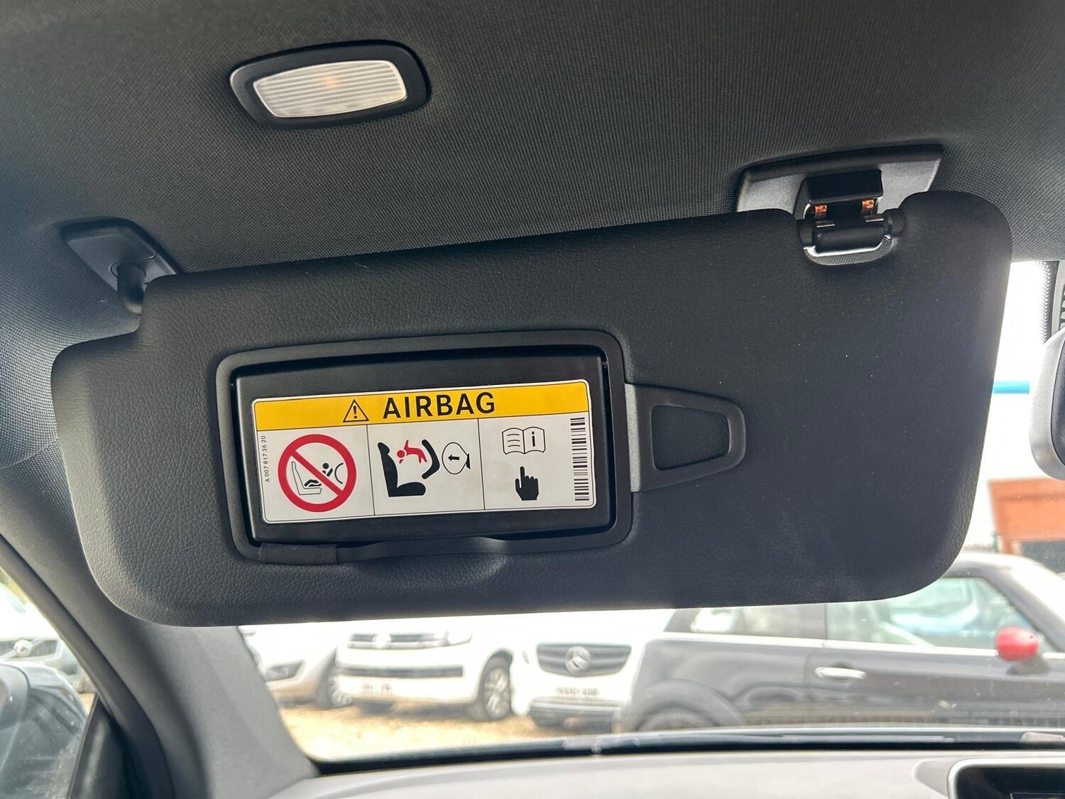 Used Mercedes-Benz C Class 2017 for sale - 76201374: Photo 86