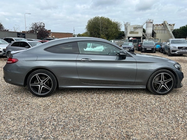 Used Mercedes-Benz C-Class 2017 for sale - 76201374: Photo 8