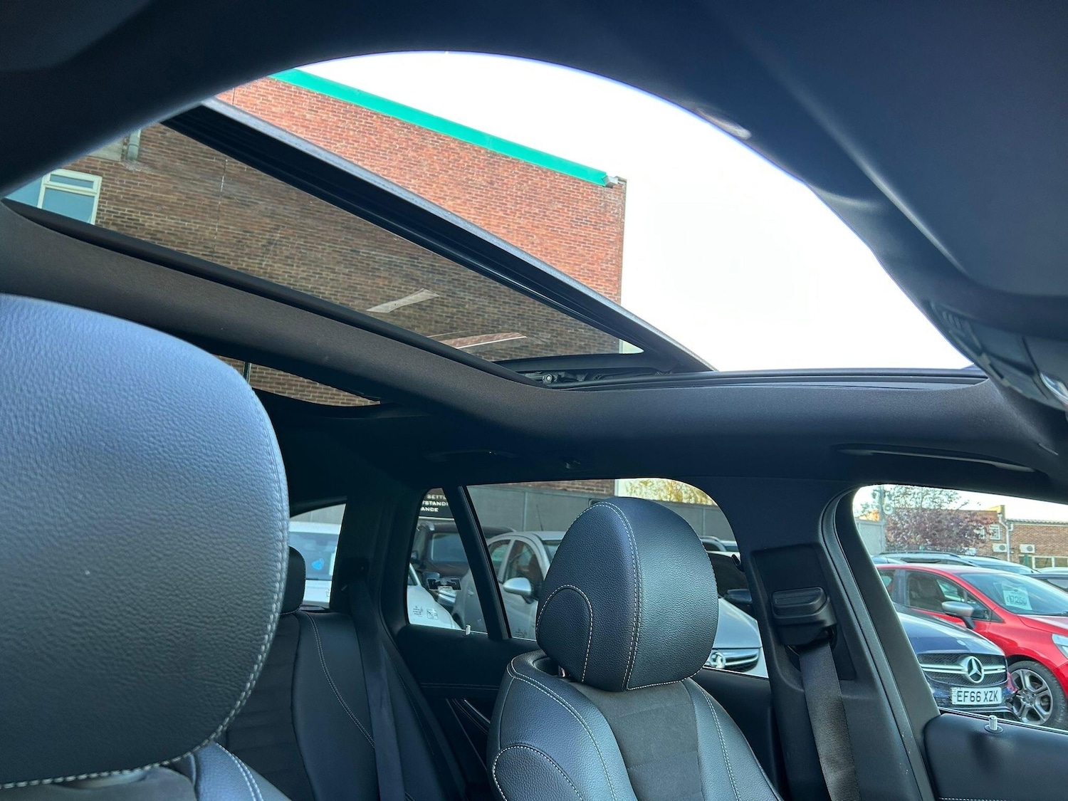 Used Mercedes-Benz E Class 2017 for sale - 76409623: Photo 15