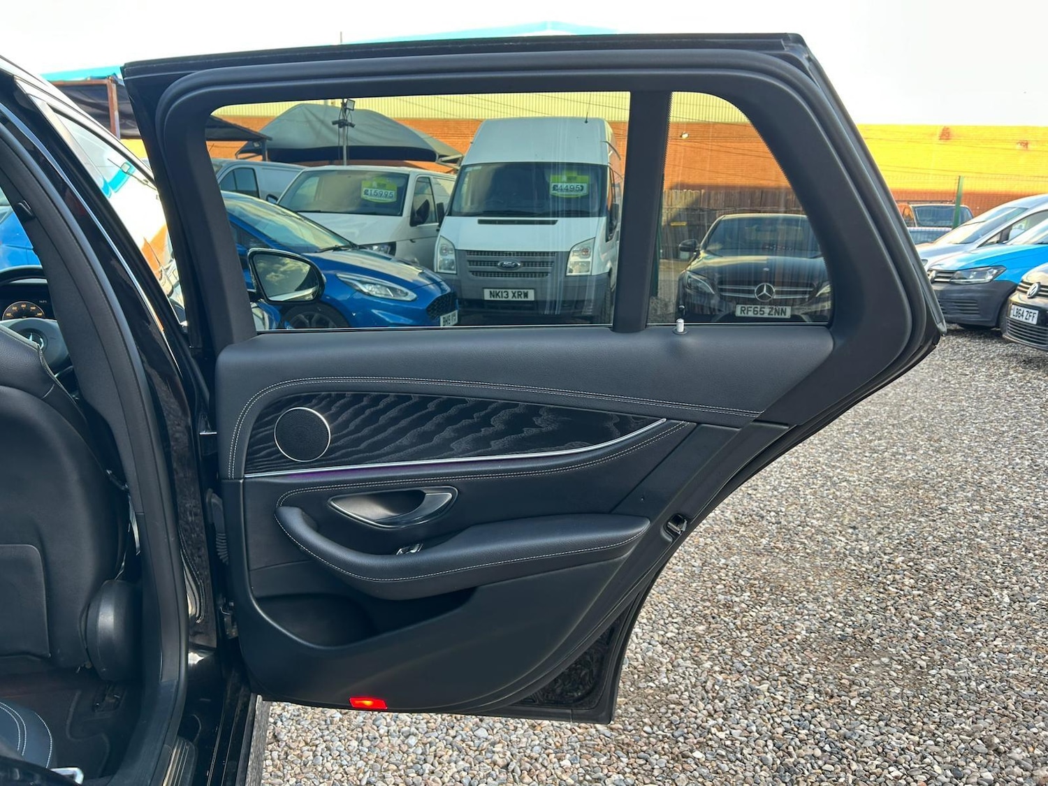 Used Mercedes-Benz E Class 2017 for sale - 76409623: Photo 60