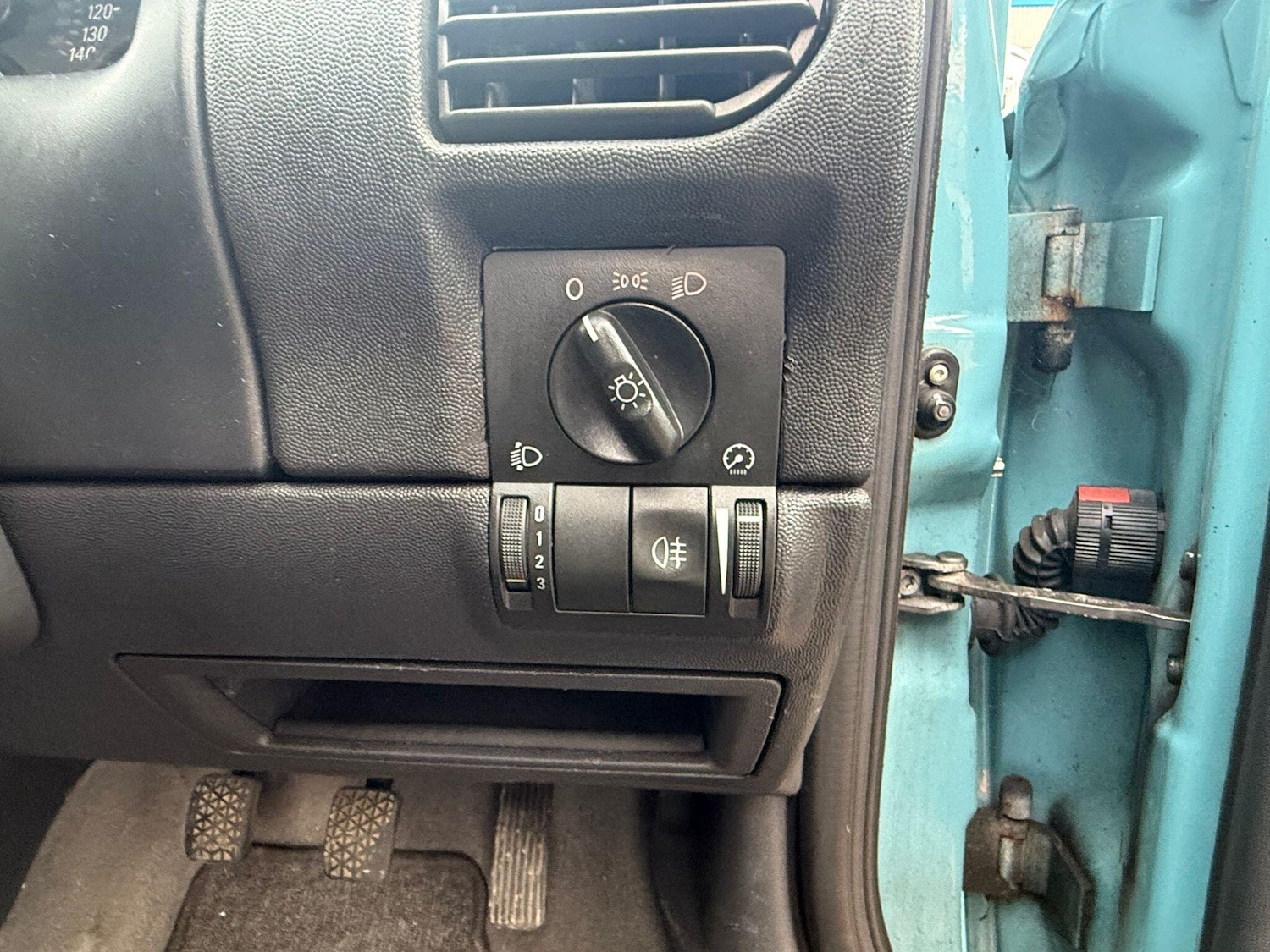 Used Vauxhall Corsa 2006 for sale - 76850048: Photo 18