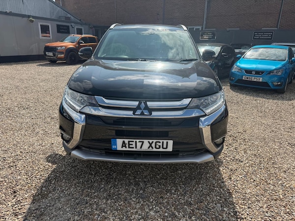 Used Mitsubishi Outlander 2017 for sale - 74990765: Photo 3