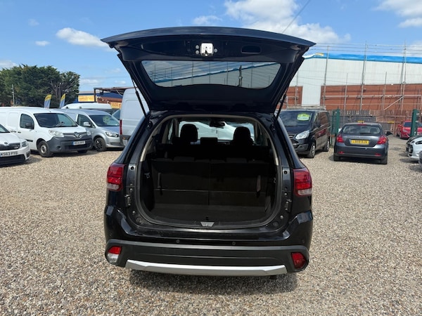 Used Mitsubishi Outlander 2017 for sale - 74990765: Photo 47