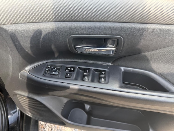 Used Mitsubishi Outlander 2017 for sale - 74990765: Photo 50
