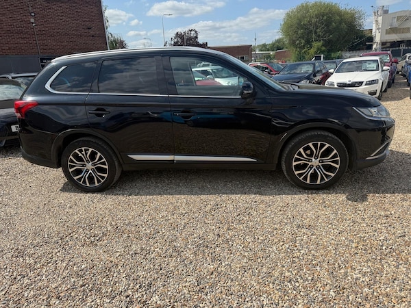 Used Mitsubishi Outlander 2017 for sale - 74990765: Photo 8