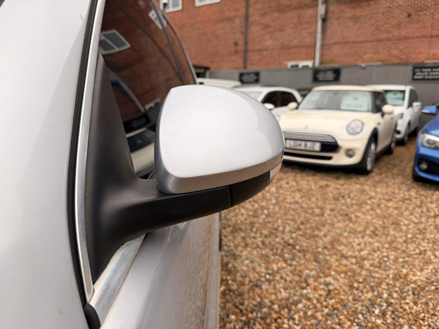 Used Volkswagen Tiguan 2008 for sale - 76759696: Photo 77