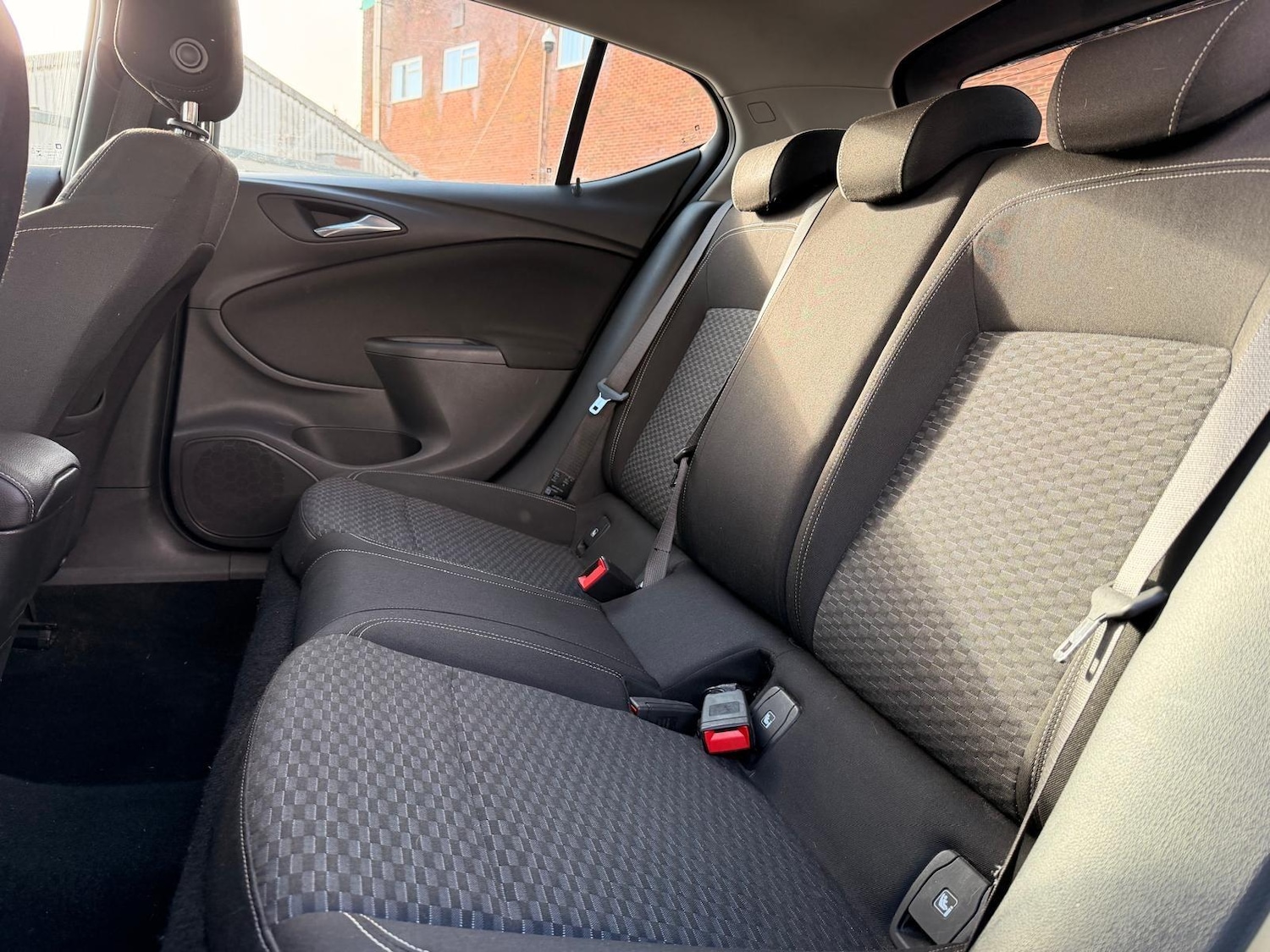 Used Vauxhall Astra 2016 for sale - 77305114: Photo 13