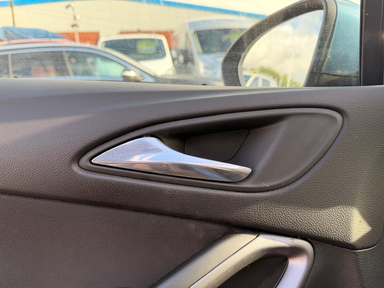 Used Vauxhall Astra 2016 for sale - 77305114: Photo 64