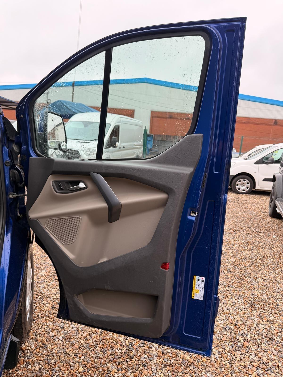 Used Ford Transit Custom 2016 for sale - 77611838: Photo 65