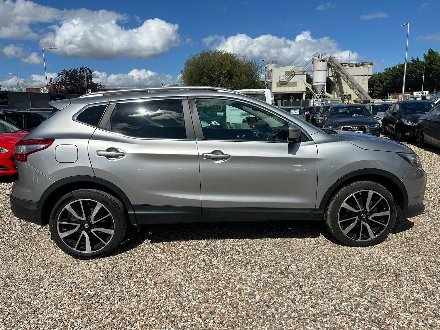 Used Nissan Qashqai for sale - 77924815: Photo 8