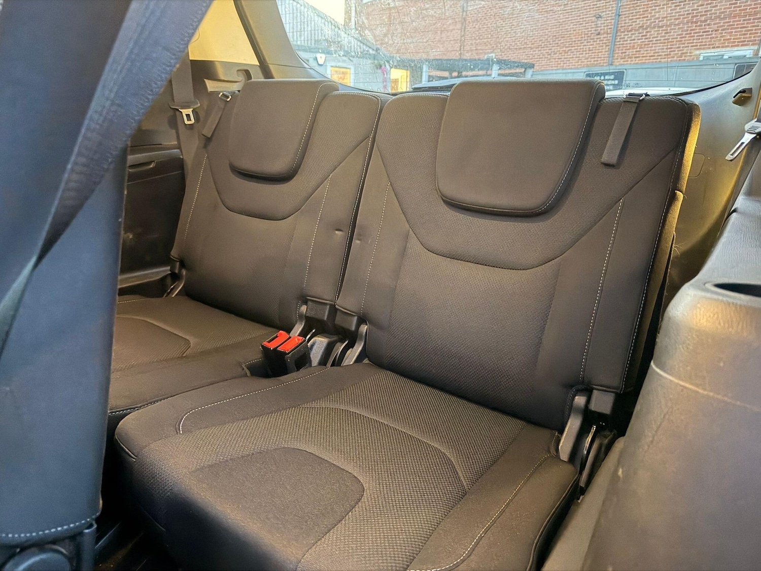 Used Ford S-Max 2017 for sale - 76824609: Photo 16