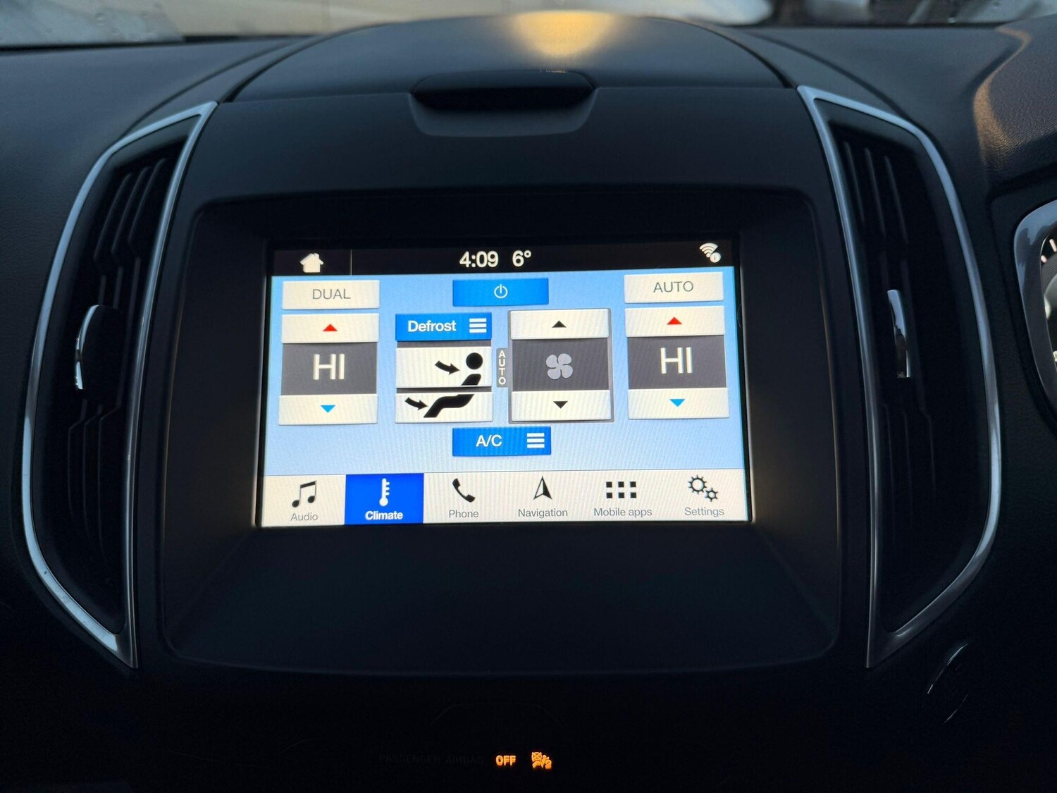 Used Ford S-Max 2017 for sale - 76824609: Photo 27