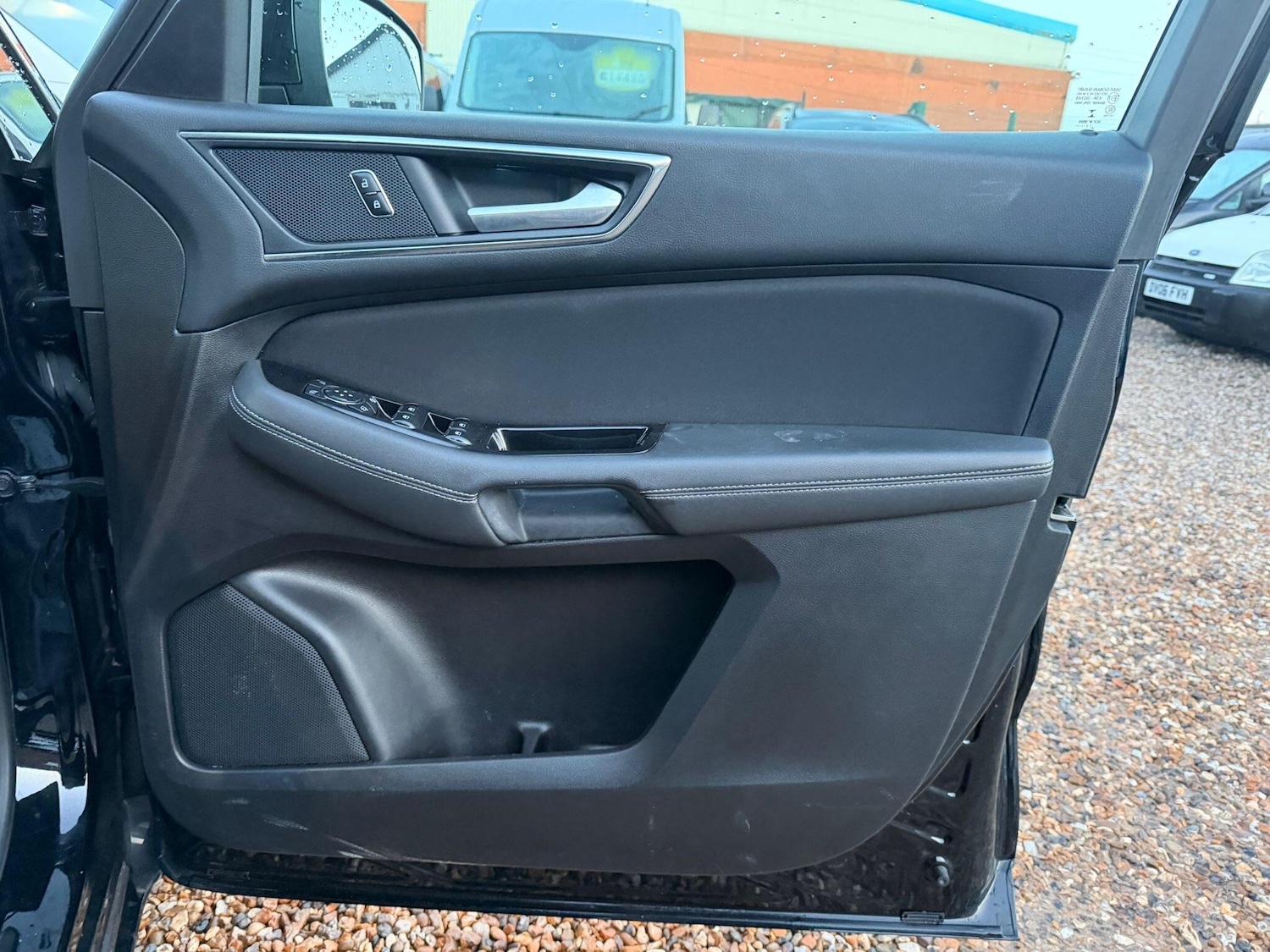 Used Ford S-Max 2017 for sale - 76824609: Photo 31