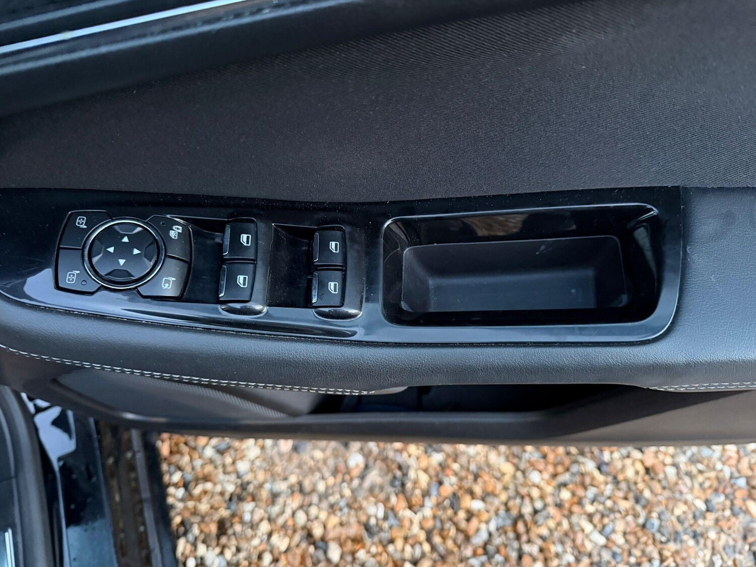 Used Ford S-Max 2017 for sale - 76824609: Photo 32