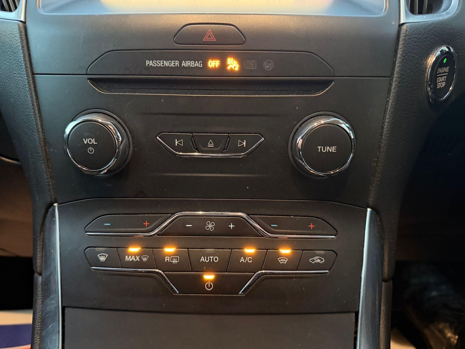 Used Ford S-Max 2017 for sale - 76824609: Photo 38