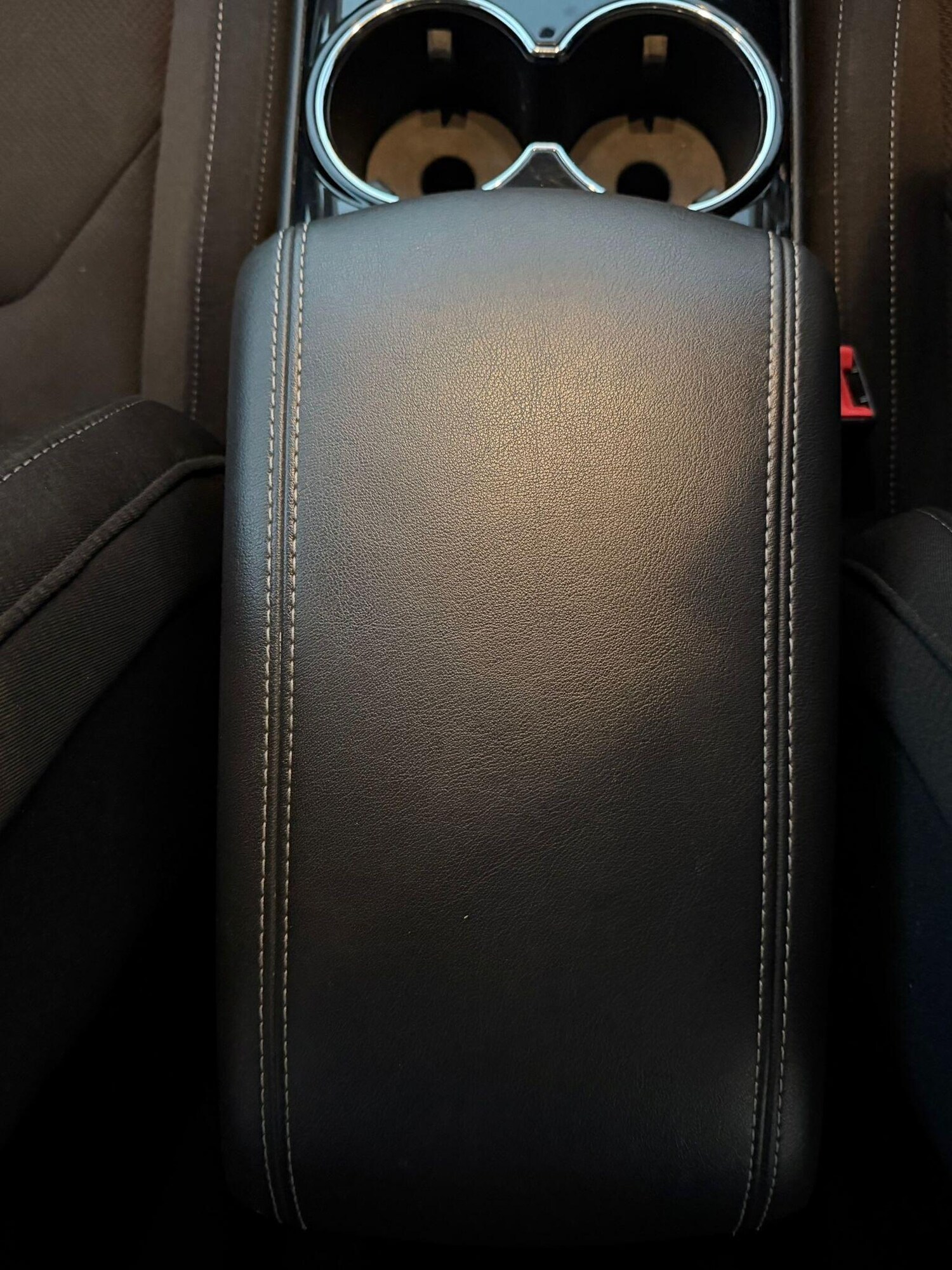 Used Ford S-Max 2017 for sale - 76824609: Photo 44