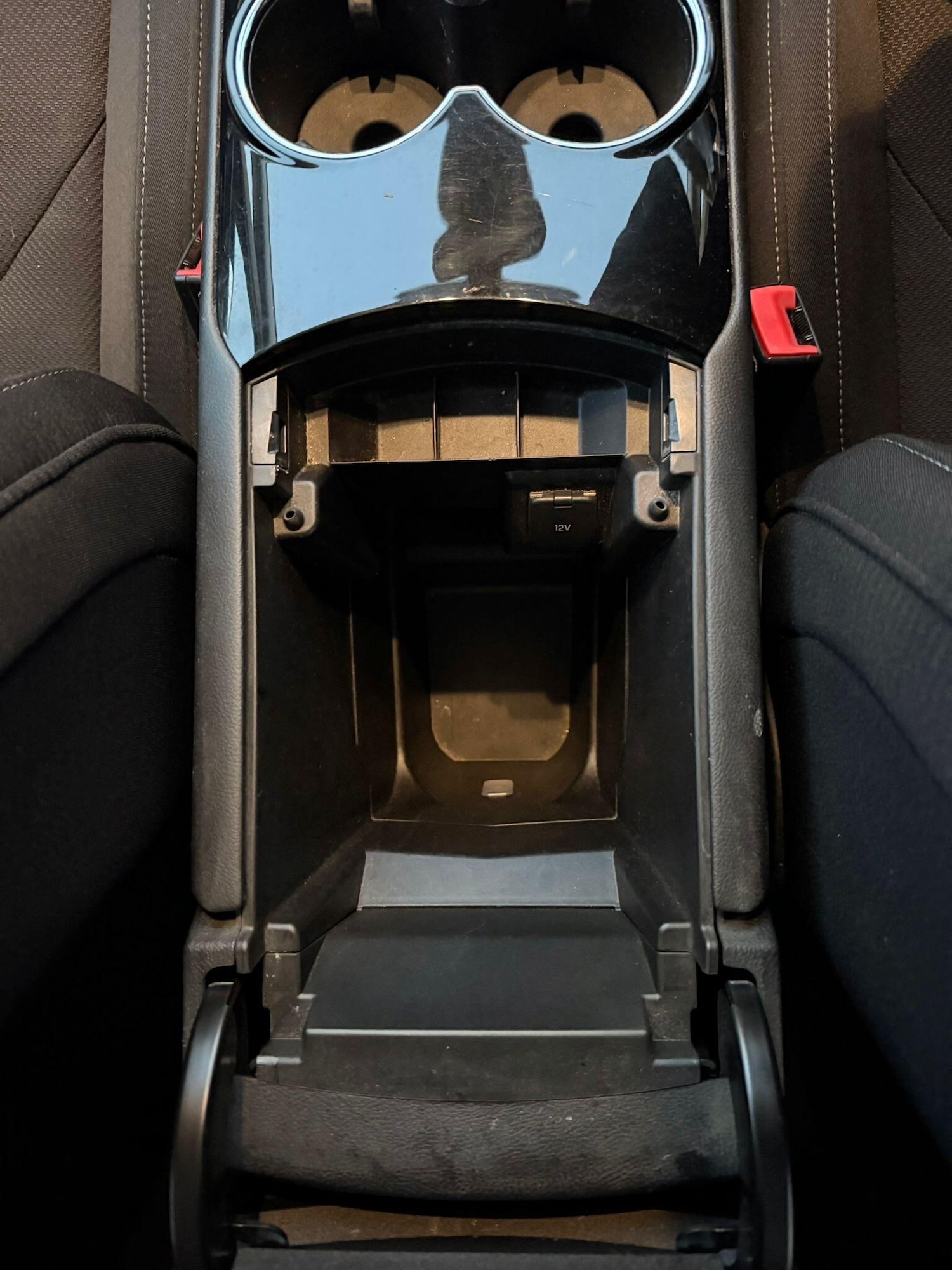 Used Ford S-Max 2017 for sale - 76824609: Photo 66