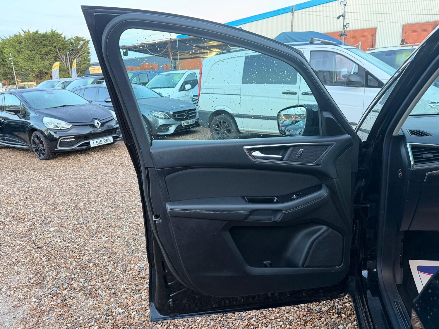 Used Ford S-Max 2017 for sale - 76824609: Photo 67