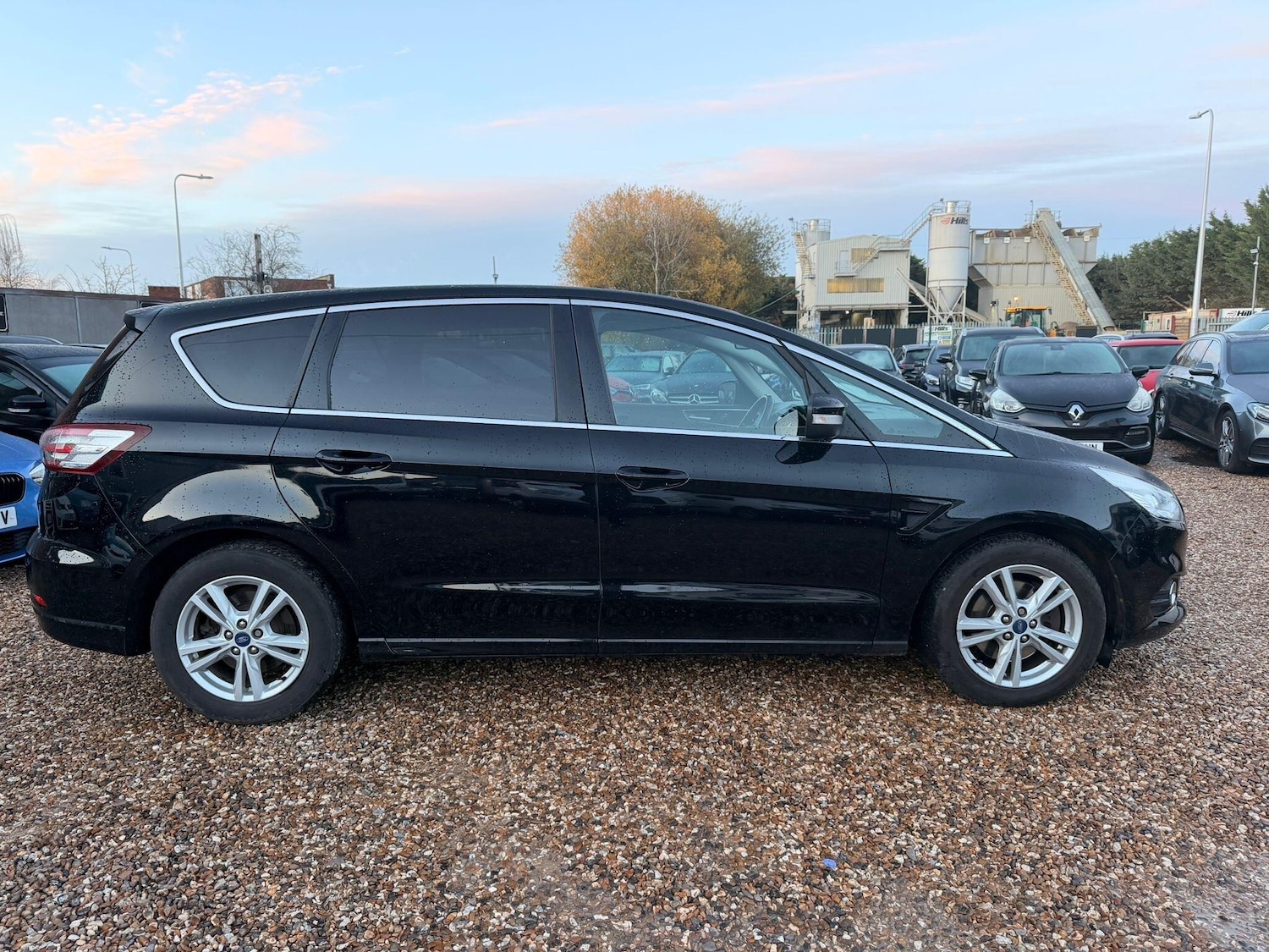 Used Ford S-Max 2017 for sale - 76824609: Photo 9