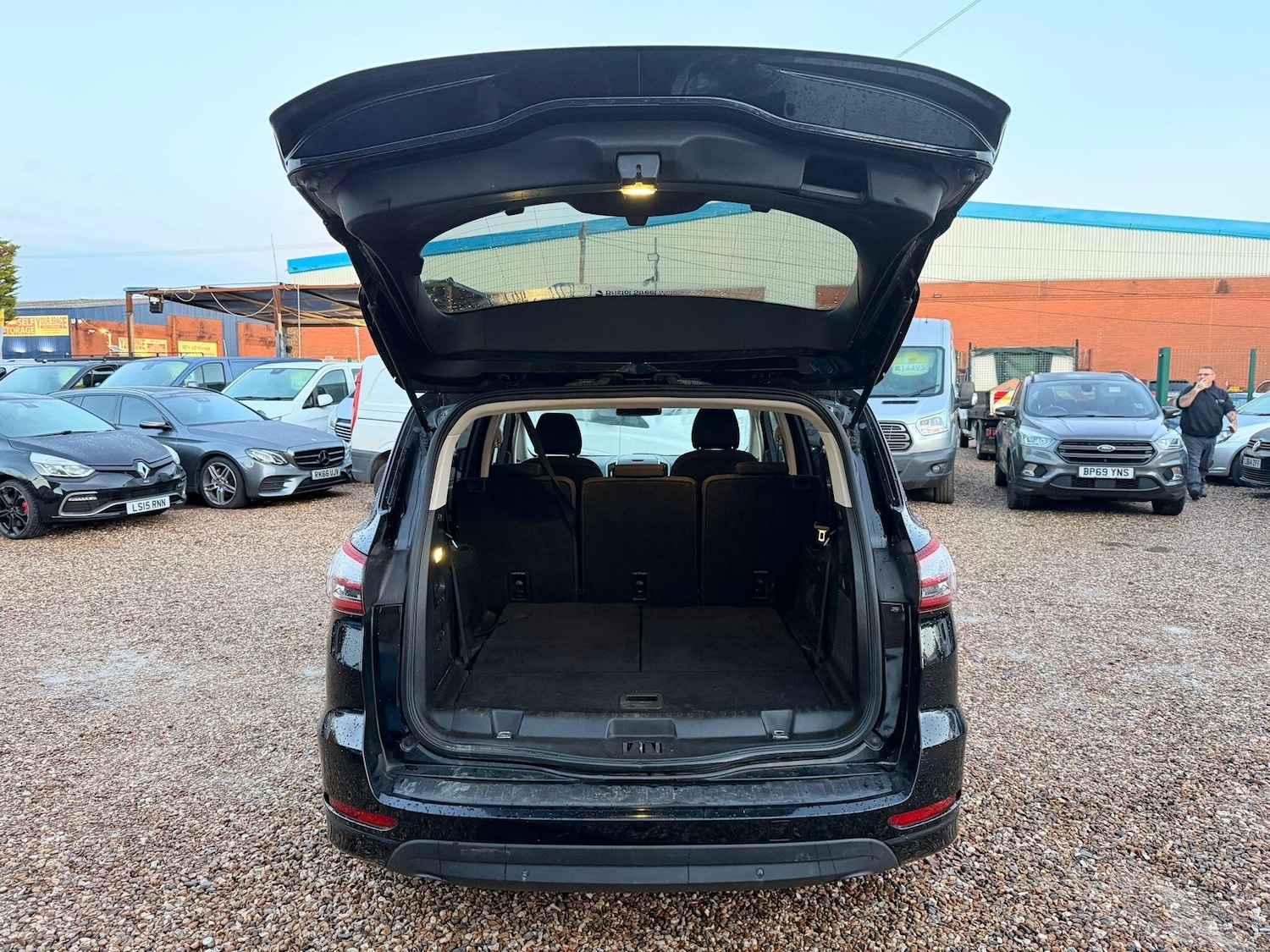 Used Ford S-Max 2017 for sale - 76824609: Photo 94