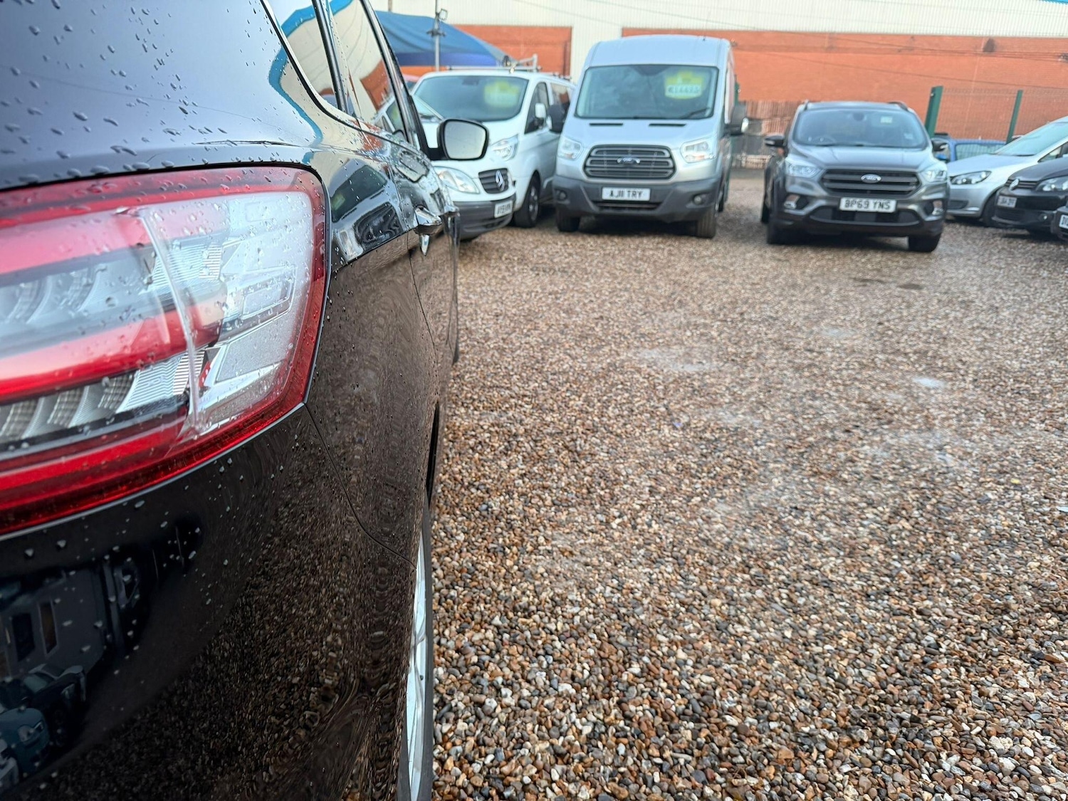 Used Ford S-Max 2017 for sale - 76824609: Photo 96