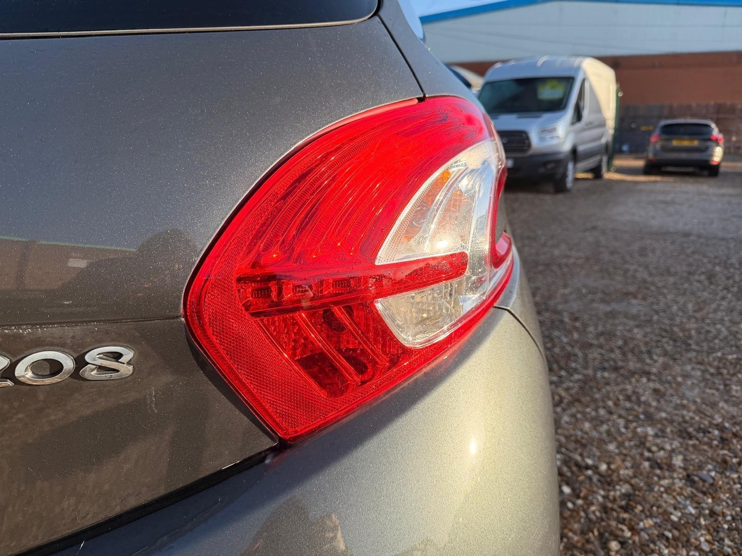 Used Peugeot 208 2015 for sale - 77097477: Photo 49