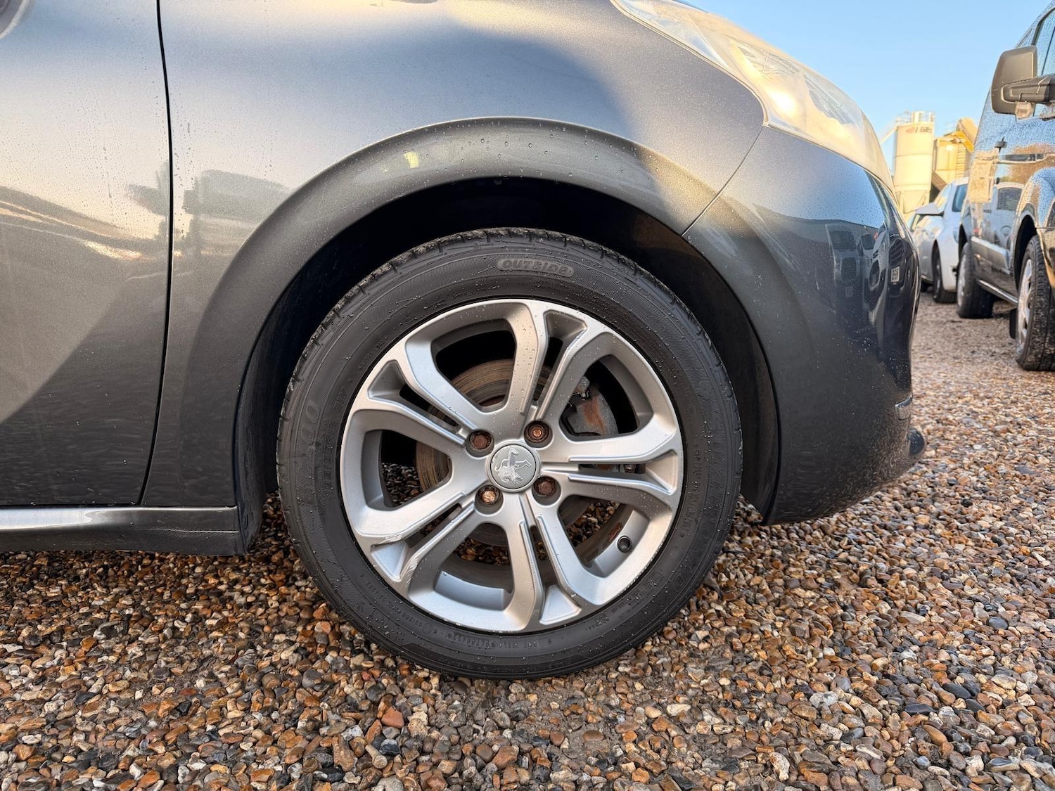 Used Peugeot 208 2015 for sale - 77097477: Photo 53