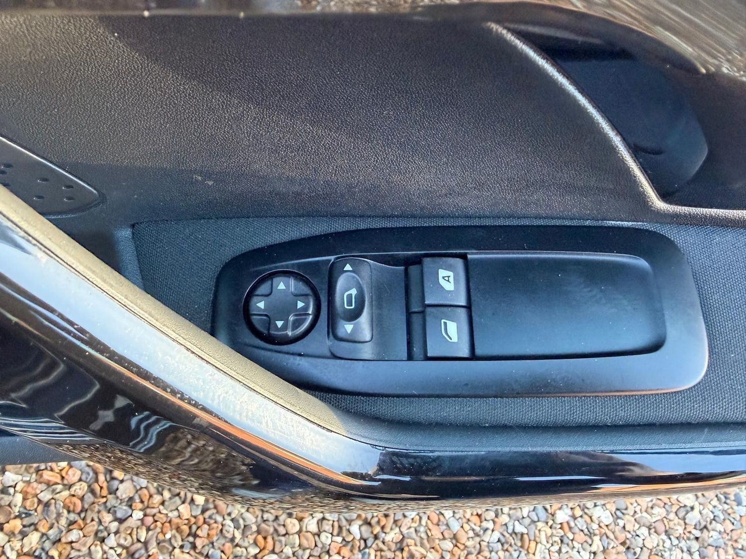 Used Peugeot 208 2015 for sale - 77097477: Photo 76