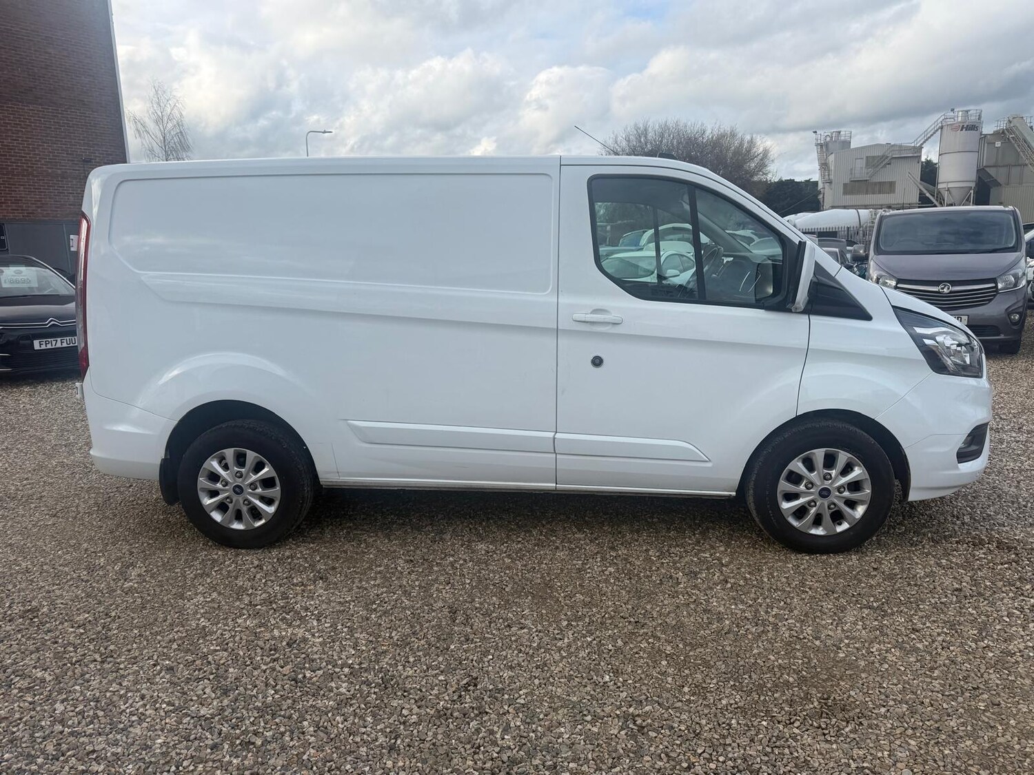 Used Ford Transit Custom 2020 for sale - 77838990: Photo 11