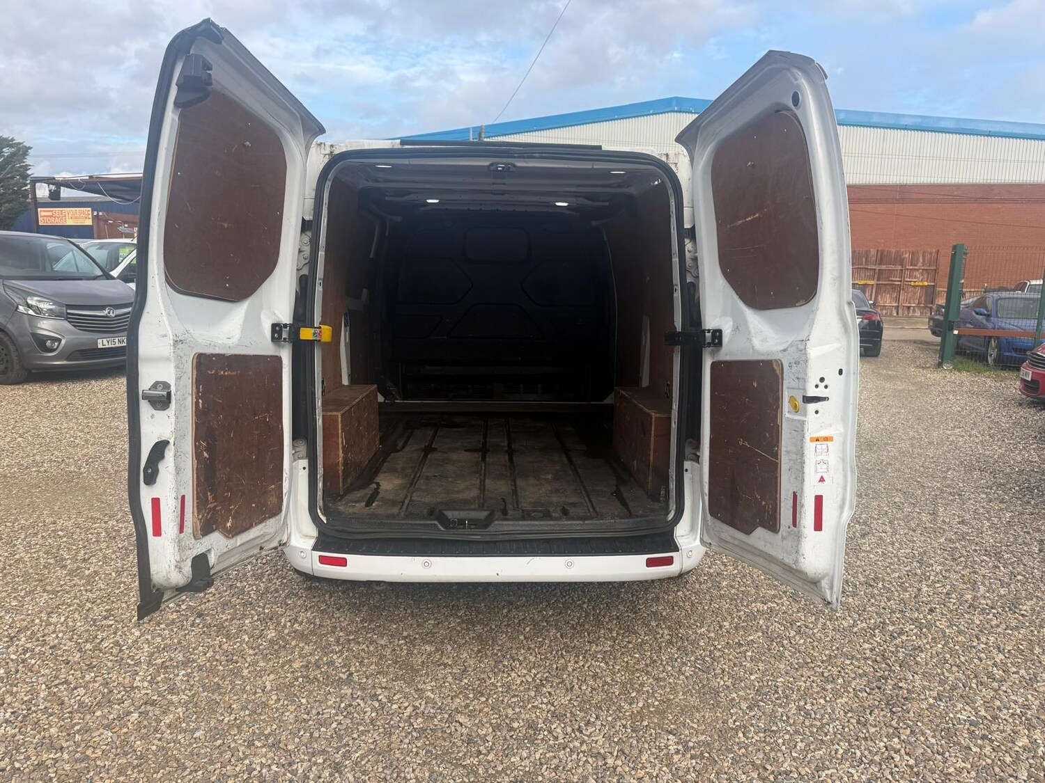 Used Ford Transit Custom 2020 for sale - 77838990: Photo 8